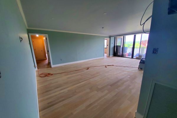 flooring-06A146068B-7EE8-2D2F-D539-1C5A91F94859.jpg